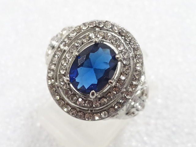 JAPANESE KIMONO / ANTIQUE COLORED STONE RING (SIZE 16)